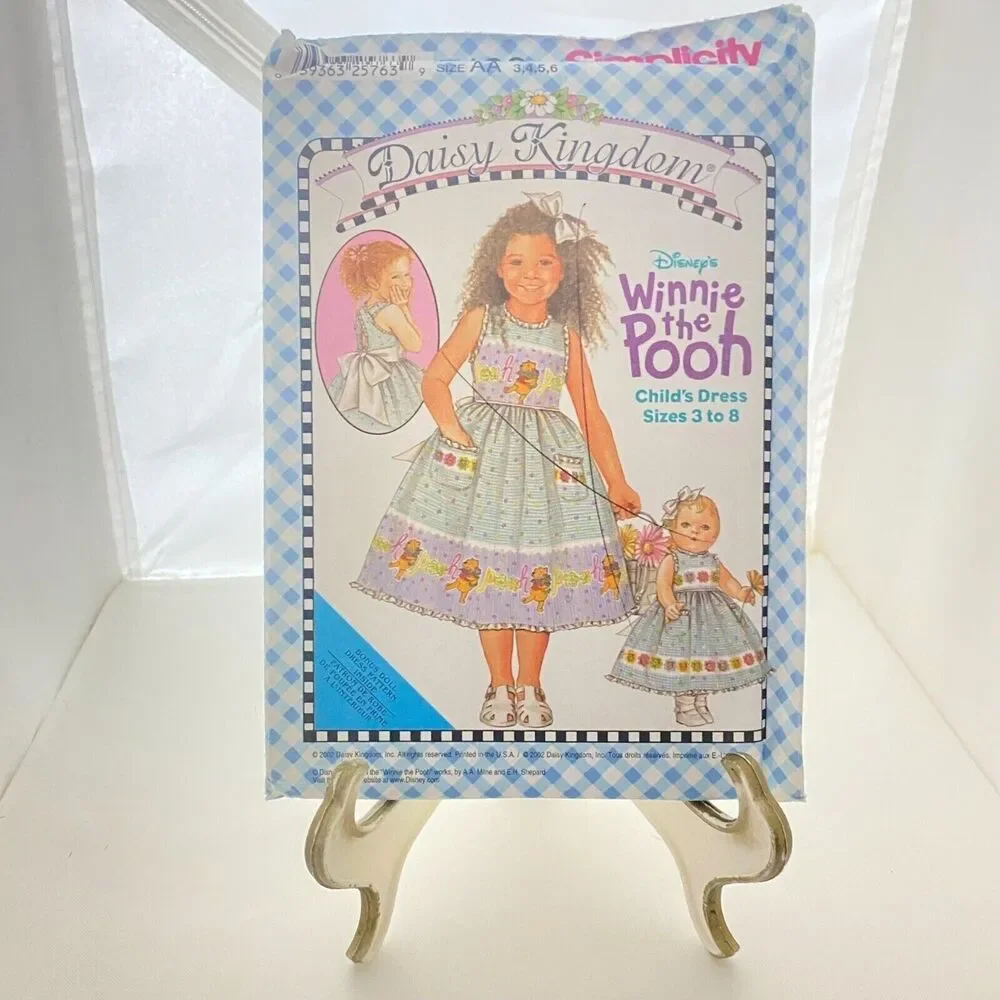 #7199 Simplicity DAISY KINGDOM Childs and Doll Dress for 18